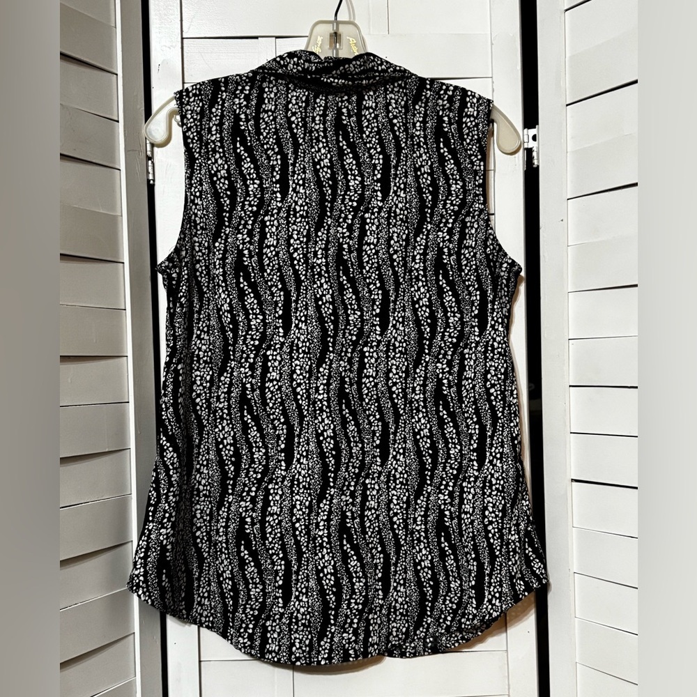 Notations Spiraled PolkaDot Tank - Picture 3 of 5